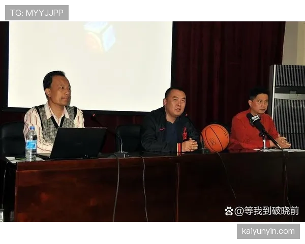 篮球比赛中裁判的判罚流程如何，关键环节与争议处理解析